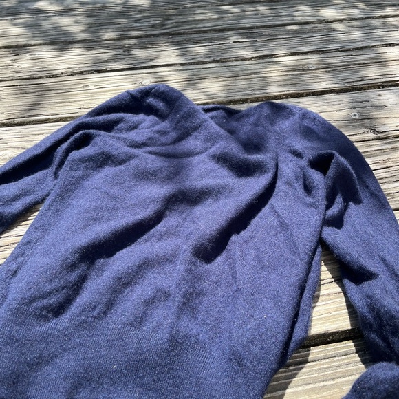 WOMENS J CREW ALL CASHMERE NAVY BLUE CARDIGAN SWEATER SZ SMALL - Picture 5 of 5